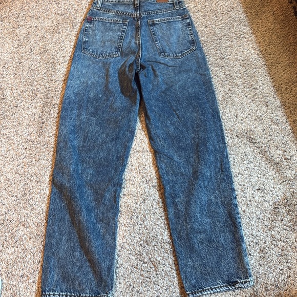 BDG High-Rise Baggy Light Blue Jeans - Picture 6 of 6